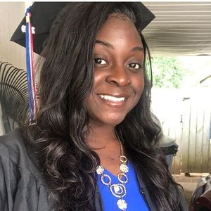 Meet your Posher, Arecia